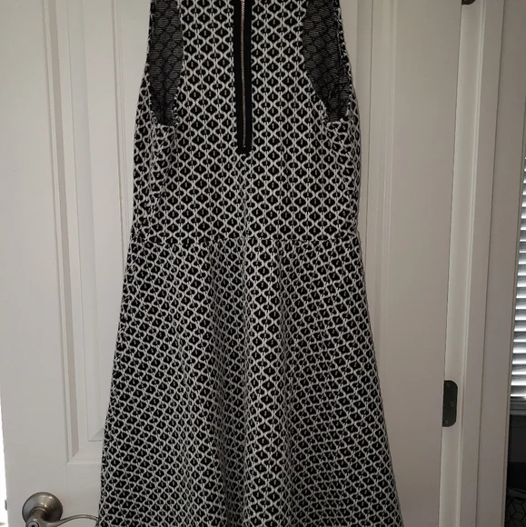 Maurice Black and white pattern Size 0 Dress - Picture 2 of 10